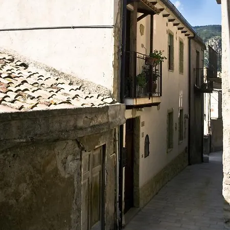 Castello San Piero Patti